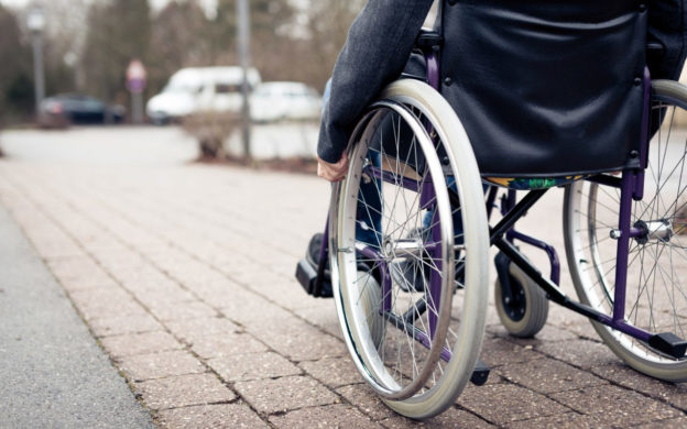 Disabili: Regione Lombardia taglia pesantemente i contributi